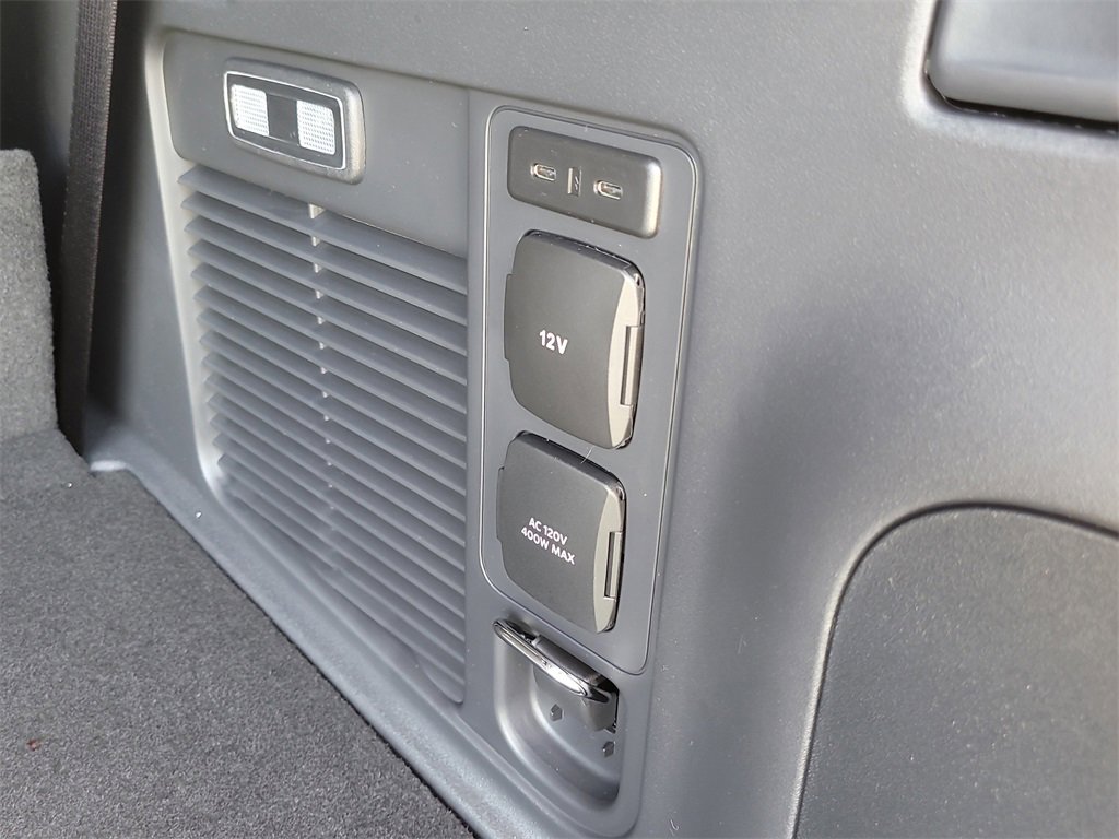 2025 Lincoln Navigator Reserve photo 8