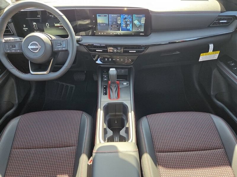 2026 Nissan KICKS SR - Photo 12