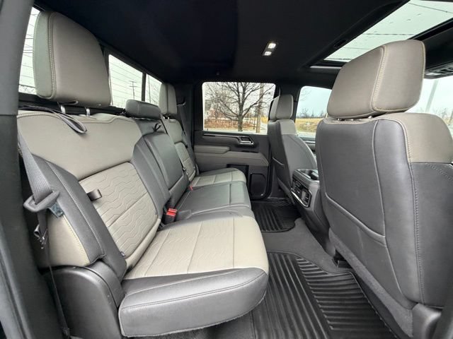 2024 Chevrolet Silverado 2500HD ZR2 - Photo 36