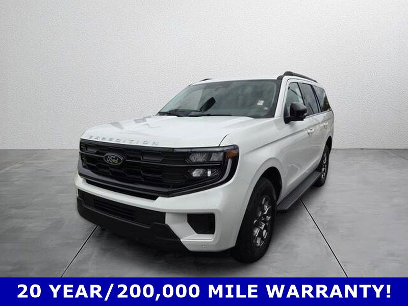 2026 Ford Expedition Active's photo