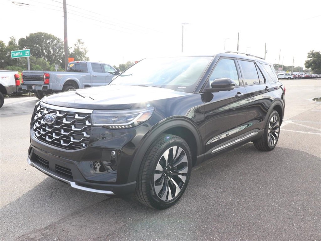 2026 Ford Explorer Platinum photo 4