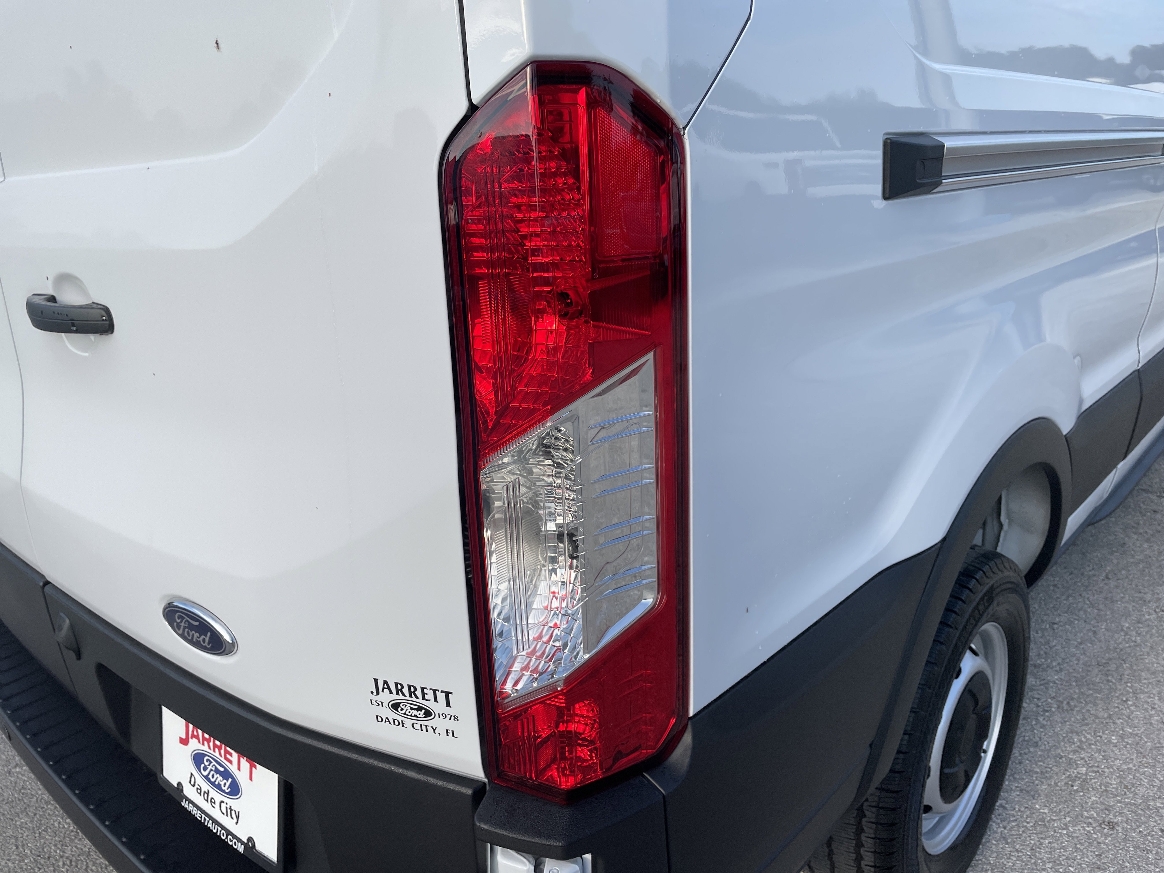 2025 Ford Transit Cargo Van photo 3