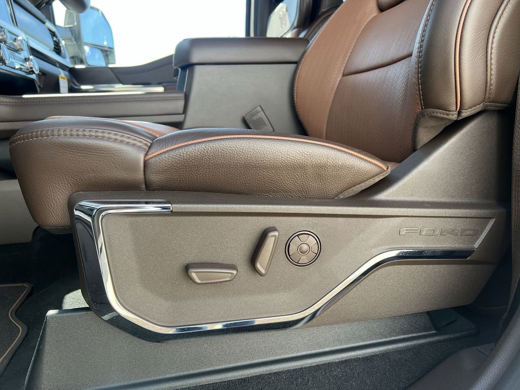 2026 Ford F-350 Super Duty King Ranch - Photo 12