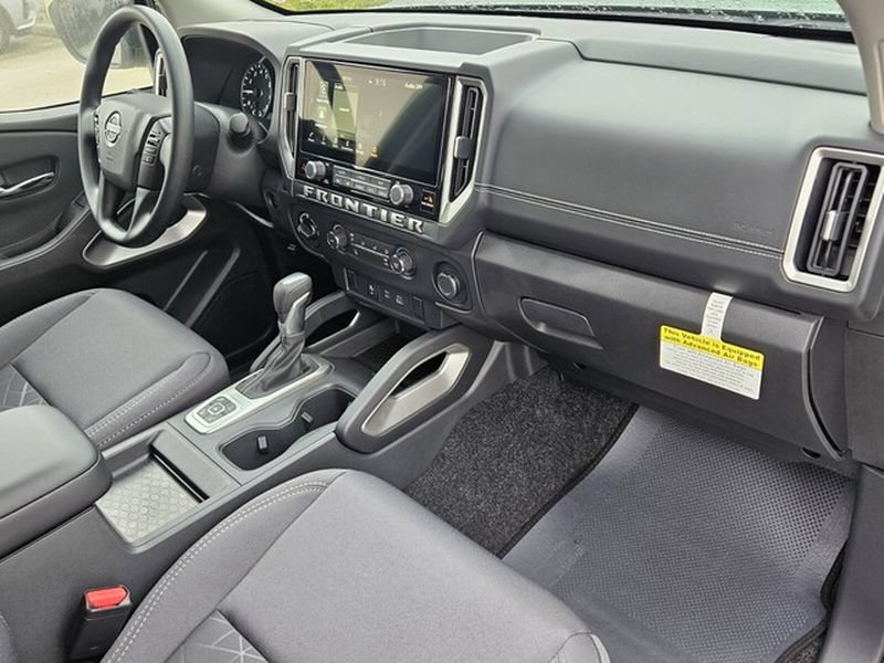 2026 Nissan Frontier SV - Photo 16