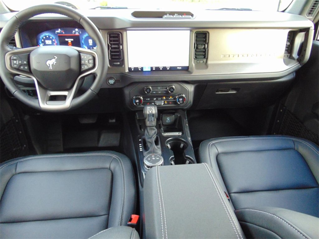 2025 Ford Bronco Big Bend photo 4