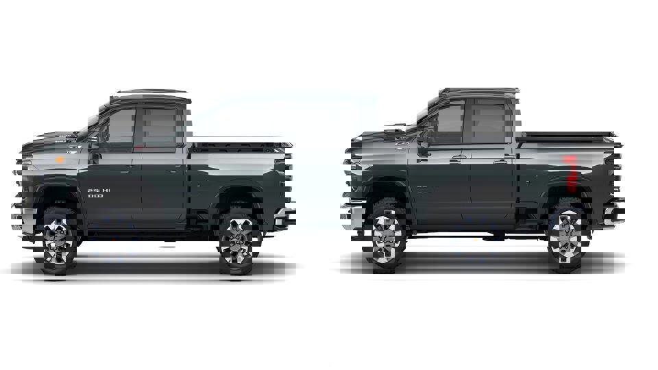 2025 Chevrolet Silverado 2500HD LT photo 3