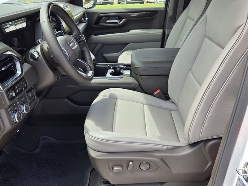 2026 GMC Yukon XL Elevation - Photo 8