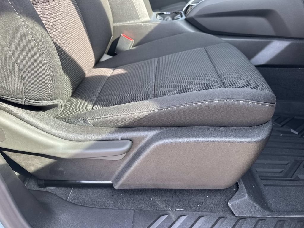 2026 Chevrolet Colorado LT - Photo 13