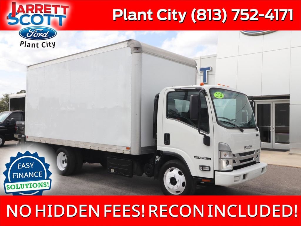 2022 Isuzu NPR-HD's photo
