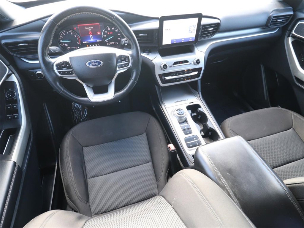 2022 Ford Explorer XLT photo 5