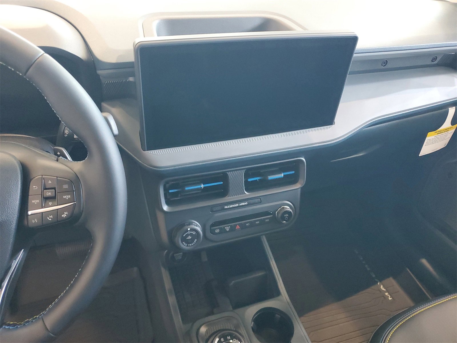 2025 Ford Maverick photo 13