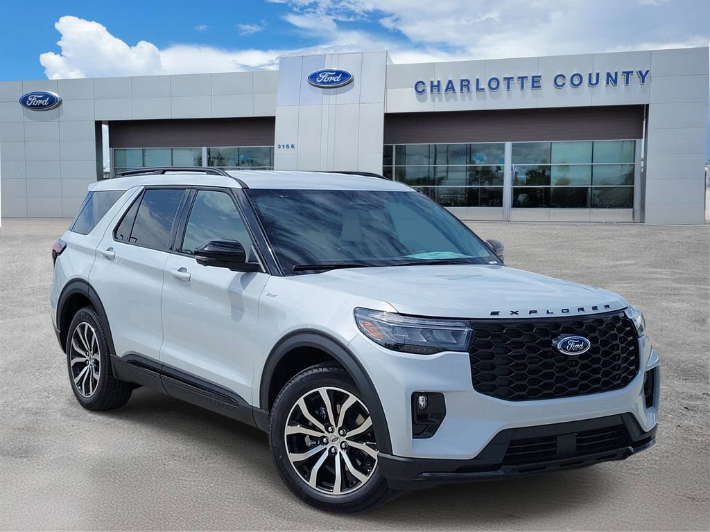 2026 Ford Explorer ST-LINE RWD's photo