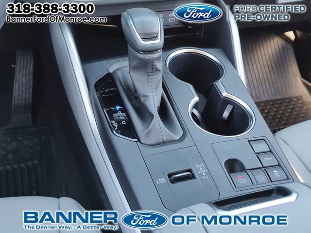 2024 Toyota Highlander LE photo 17
