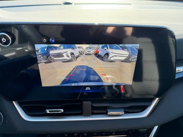 2026 Chevrolet Equinox LT - Photo 20