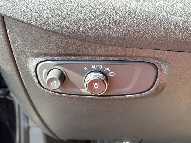 2023 Chevrolet Equinox LT photo 14