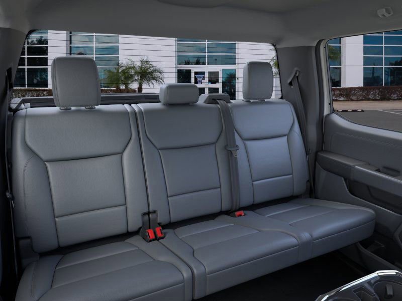 2025 Ford F-150 Lightning Flash - Photo 11