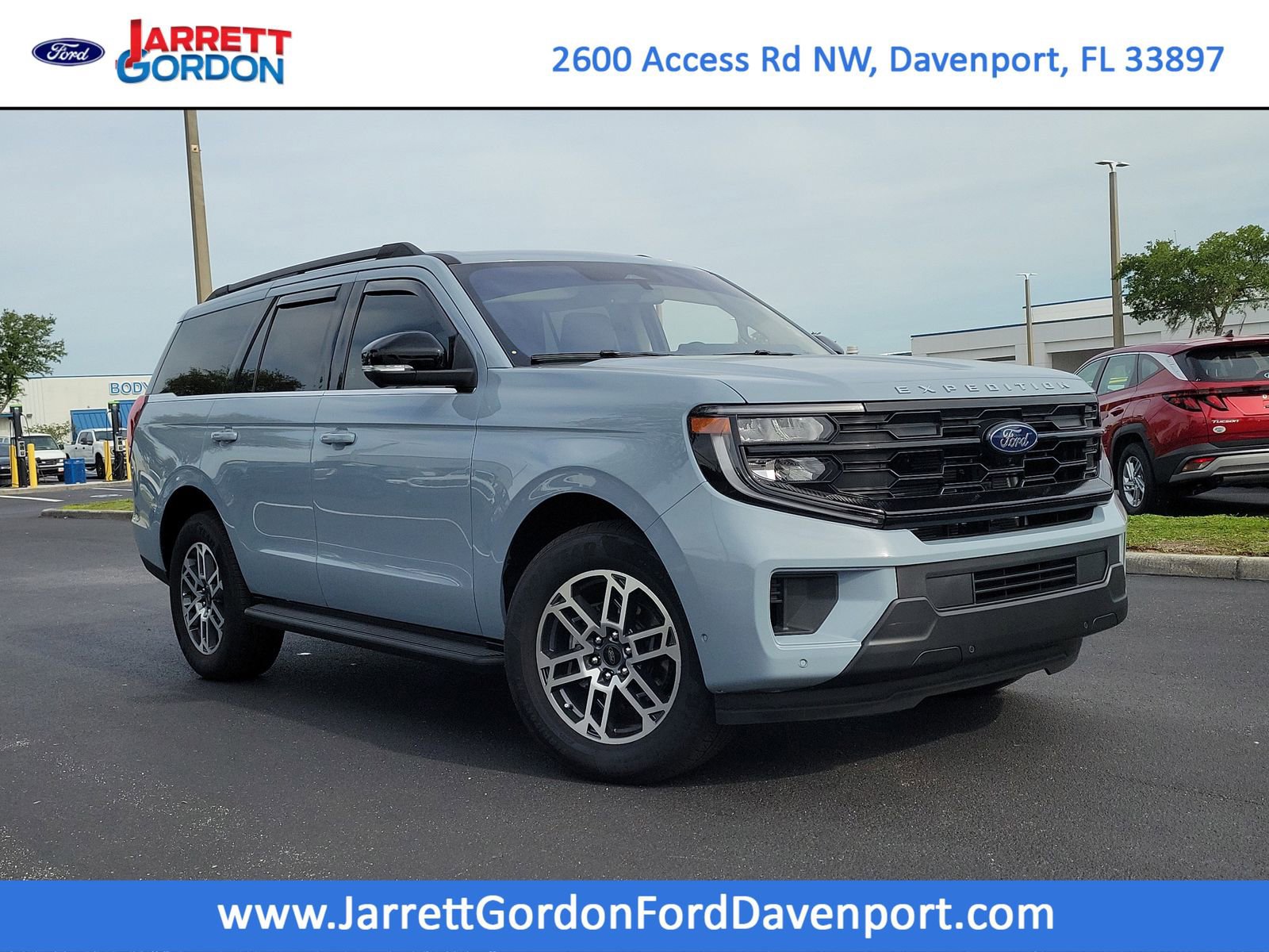 2025 Ford Expedition Active's photo