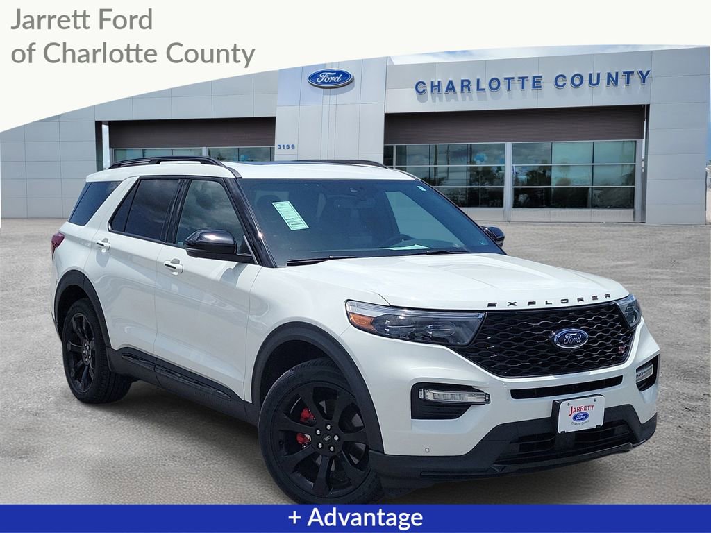 2022 Ford Explorer ST 4WD's photo
