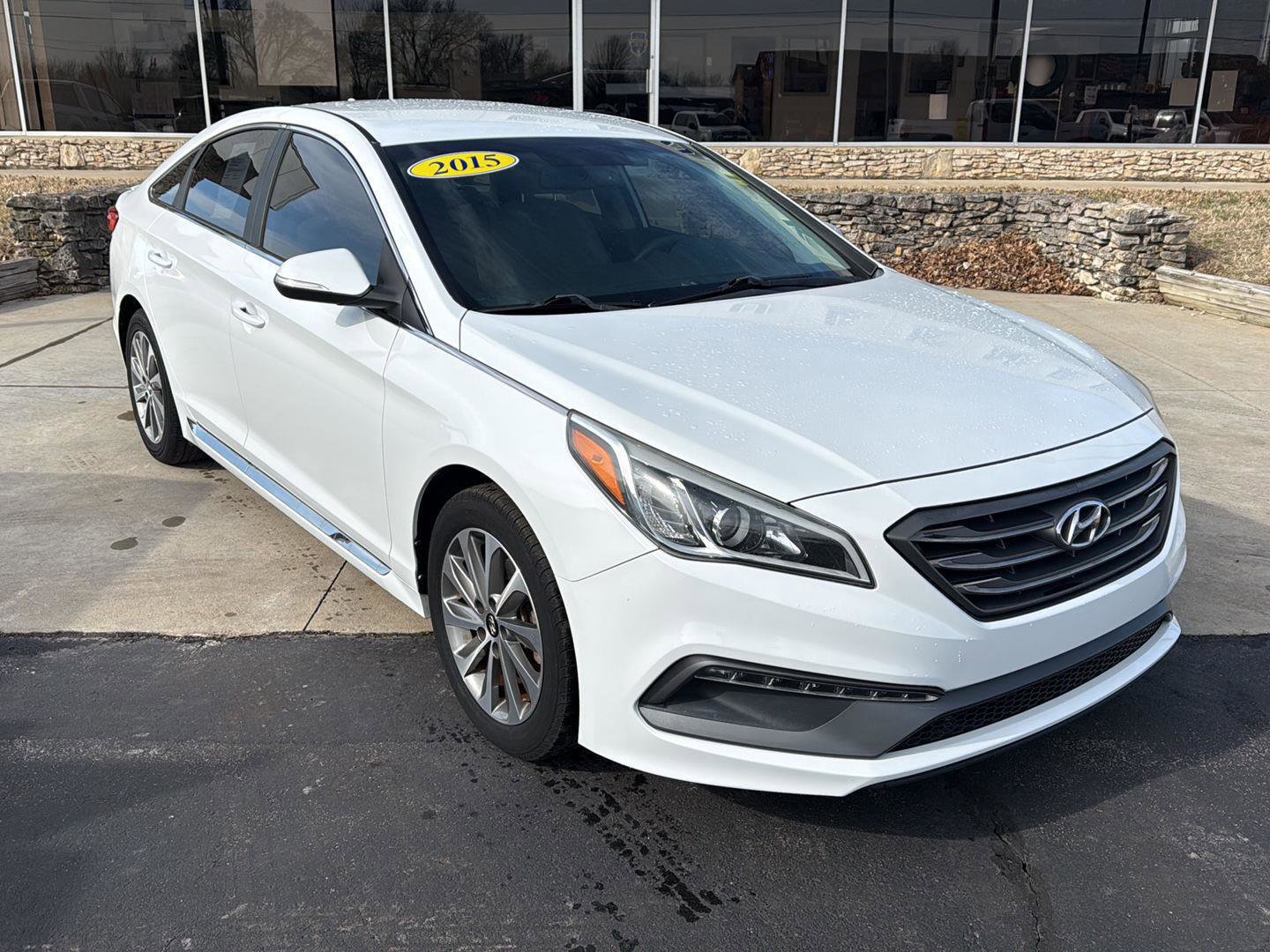 Used 2015 Hyundai Sonata Sport with VIN 5NPE34AF7FH153218 for sale in Chanute, KS