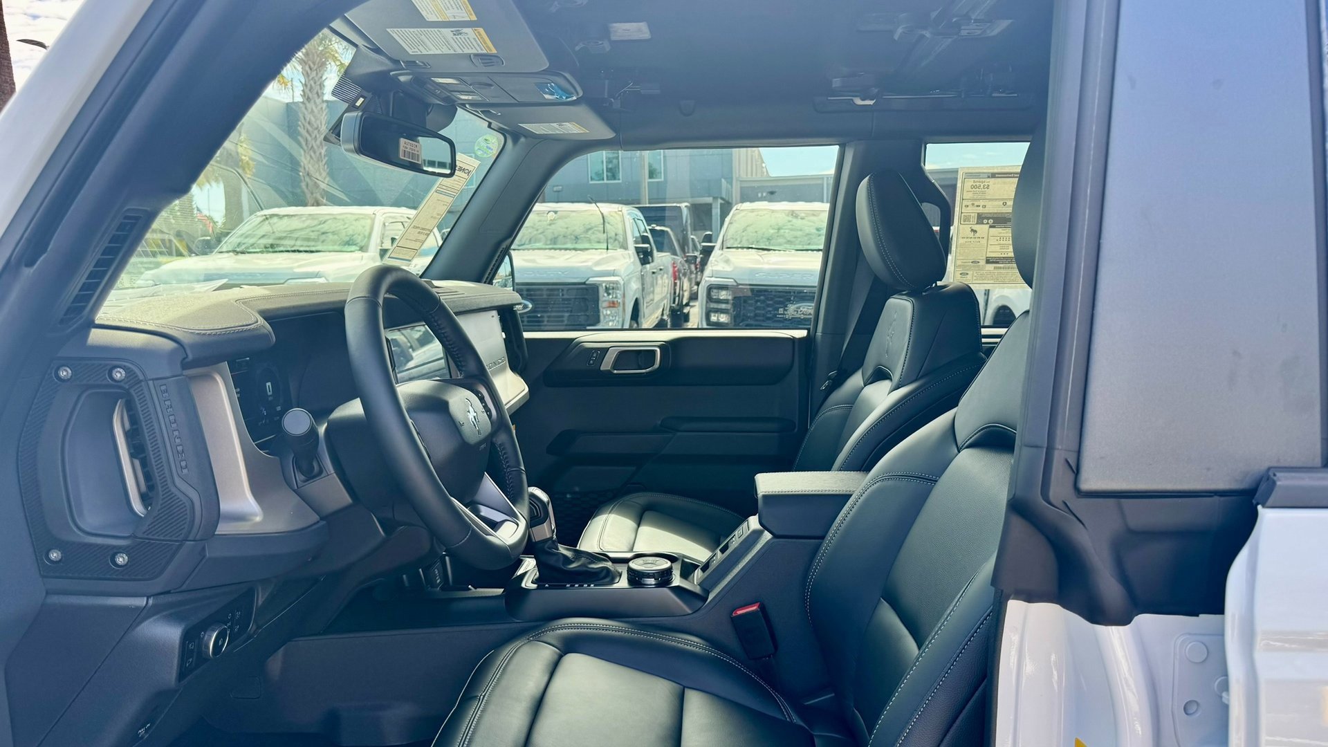 2025 Ford Bronco Outer Banks photo 13
