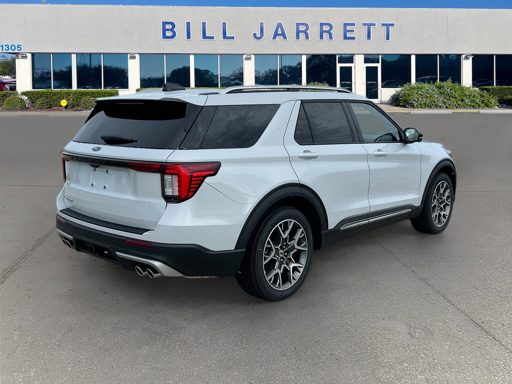 2025 Ford Explorer Platinum photo 4