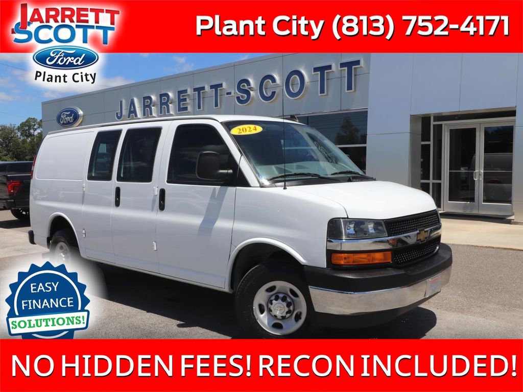 2024 Chevrolet Express 2500 Work Van HD's photo