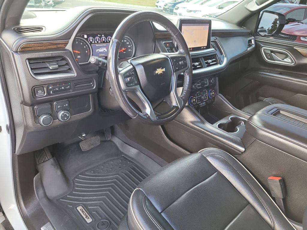 2021 Chevrolet Suburban Premier photo 17