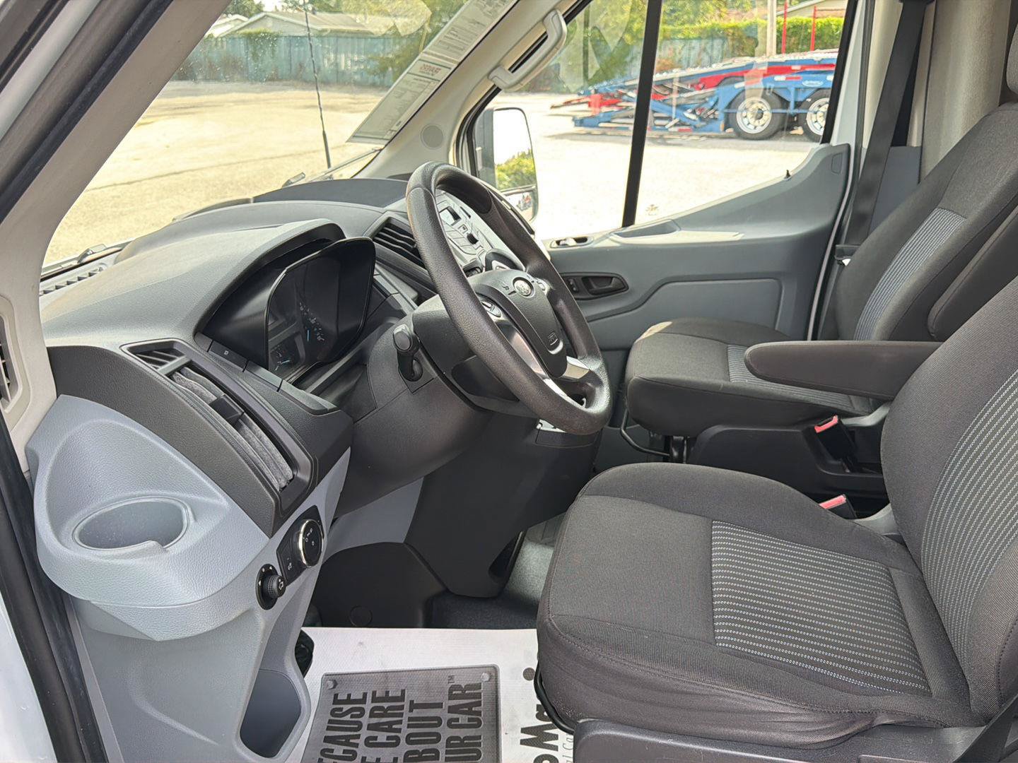 2018 Ford Transit Cutaway Base - Photo 22