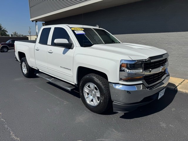 Used 2019 Chevrolet Silverado 1500 LD LT with VIN 2GCRCPEC6K1122203 for sale in Little Rock