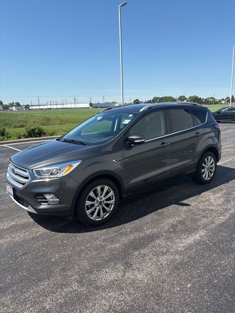 2017 Ford Escape Titanium's photo